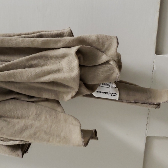 Ladies grey scarf - Picture 3 of 3